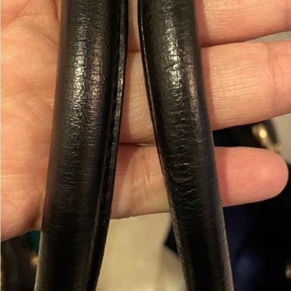 the Prada black shoulder bag 🖤 - Picture 10 of 12